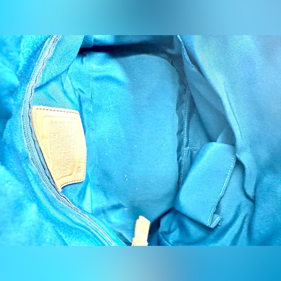 Coach Gallery F13761 Golden Tan Patent Leather Medium Shoulder Bag Turn Locks - Picture 8 of 12